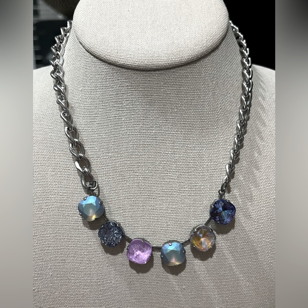 Sabika New Narratives 6-Stone Golf necklace